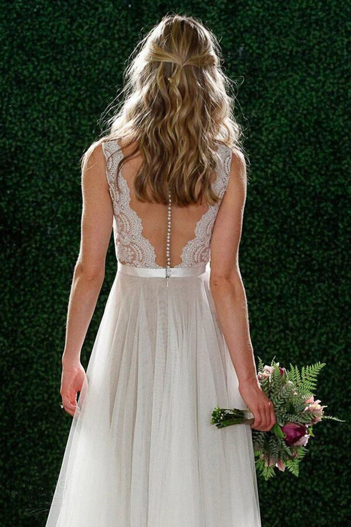 Elegant V-neck A-line lace wedding dress