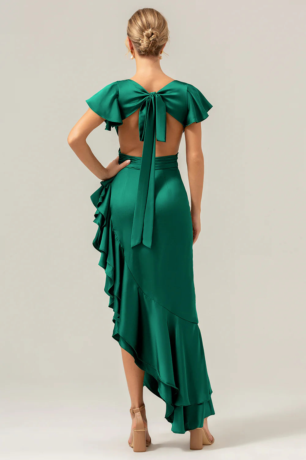 A V-neck asymmetrical pleated bridesmaid dress