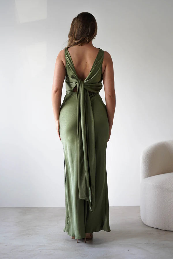 Military green sleeveless backless waist cinching dress