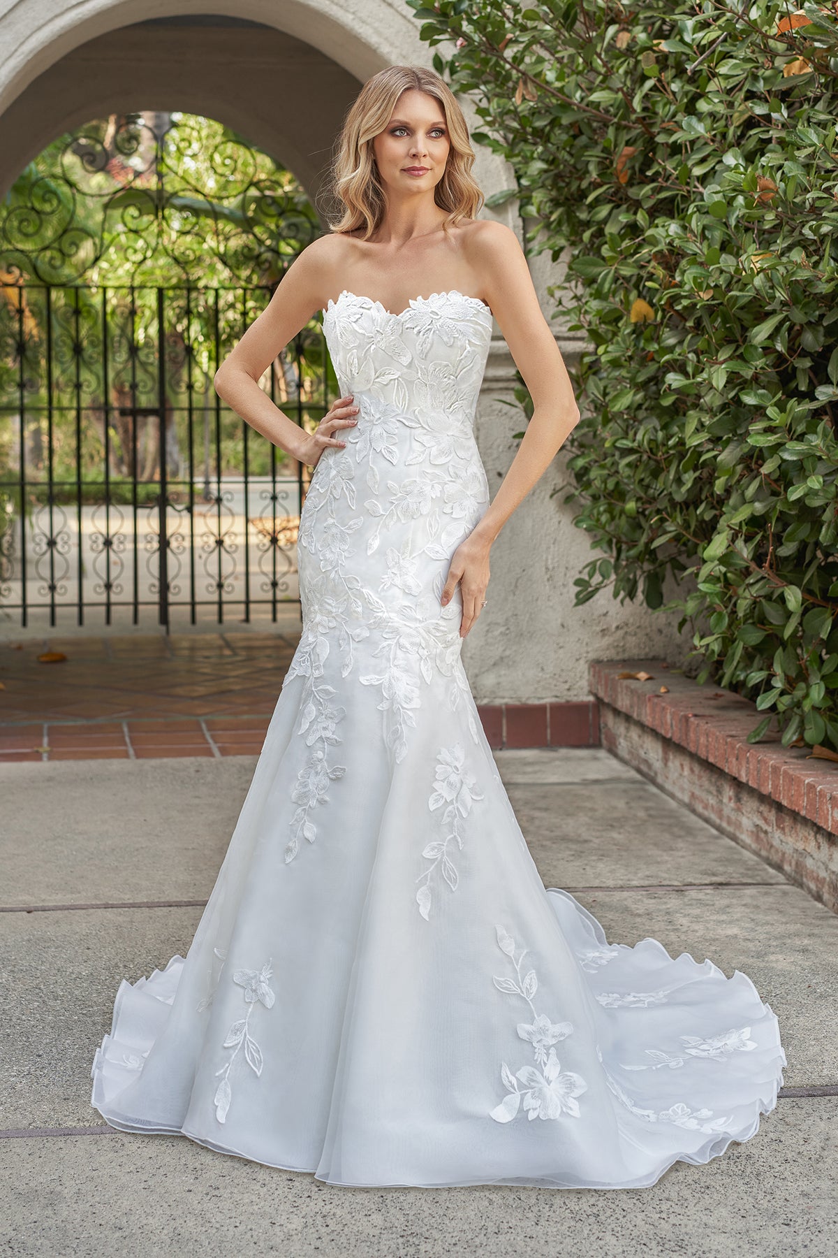 Mermaid strapless sleeveless print and floor length skirt
