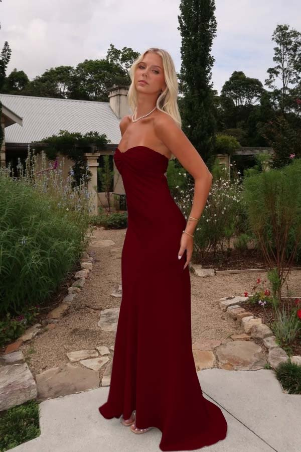 Sleeveless Sweetheart Summer Ball Dress