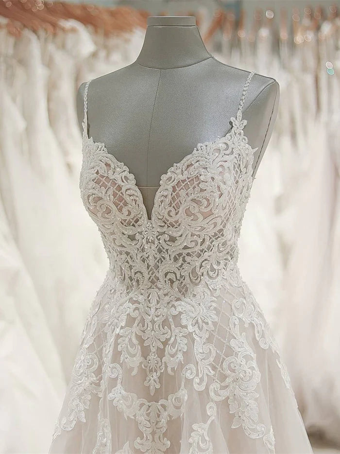 Thin strap V-neck sleeveless backless lace applique wedding dress