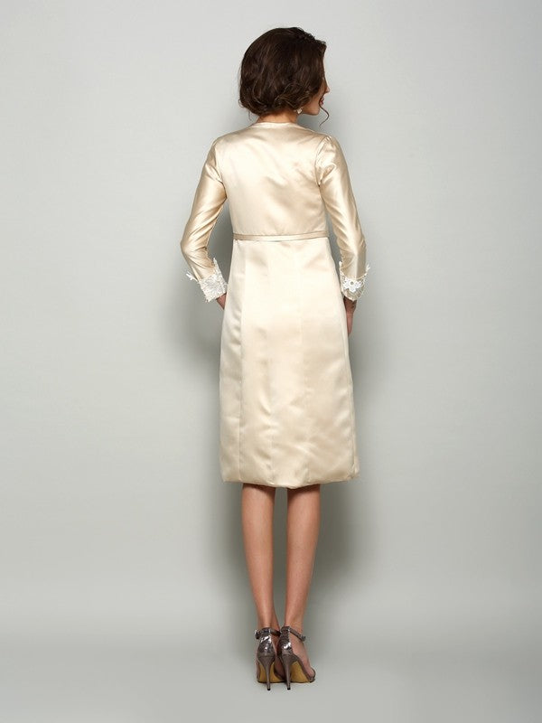 Sheath Satin Square Short Sleeves Knee-Length With Applique Mother of the Bride Dresses