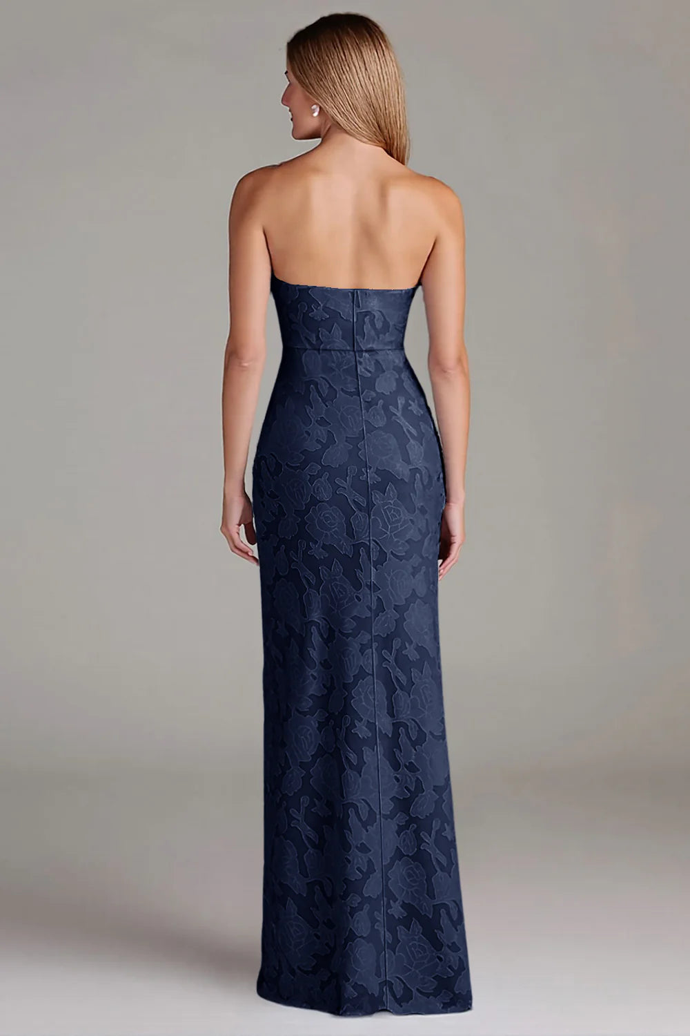 Strapless sleeveless waist cinching long dress bridesmaid dress