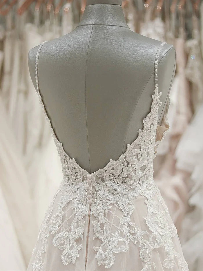 Thin strap V-neck sleeveless backless lace applique wedding dress