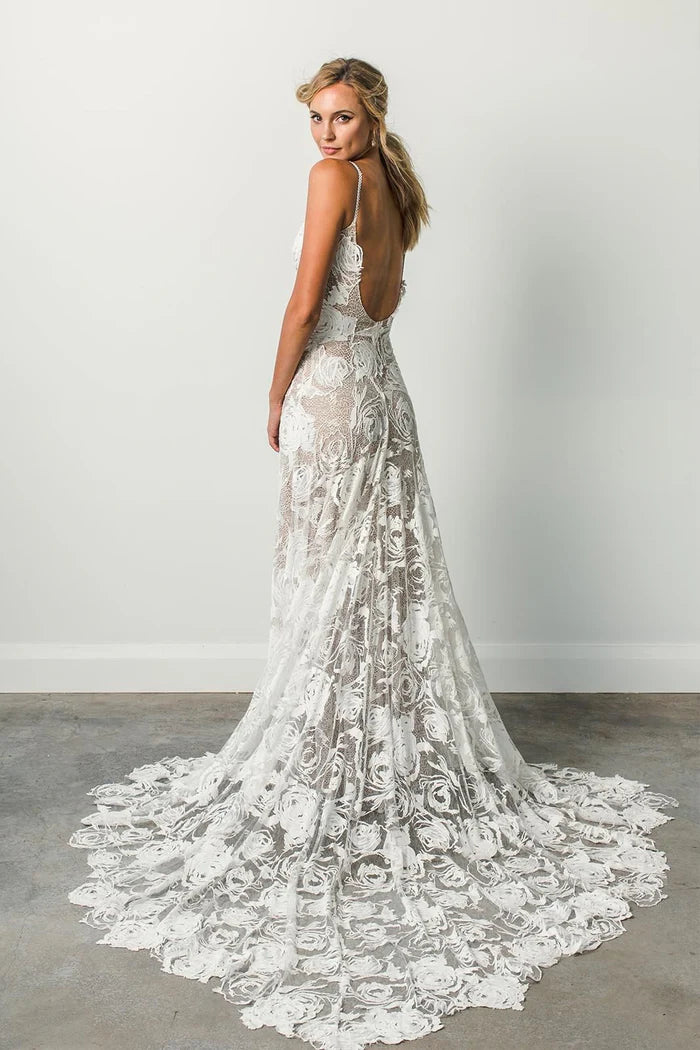 Elegant thin shoulder strap backless long style simple lace beach wedding dress