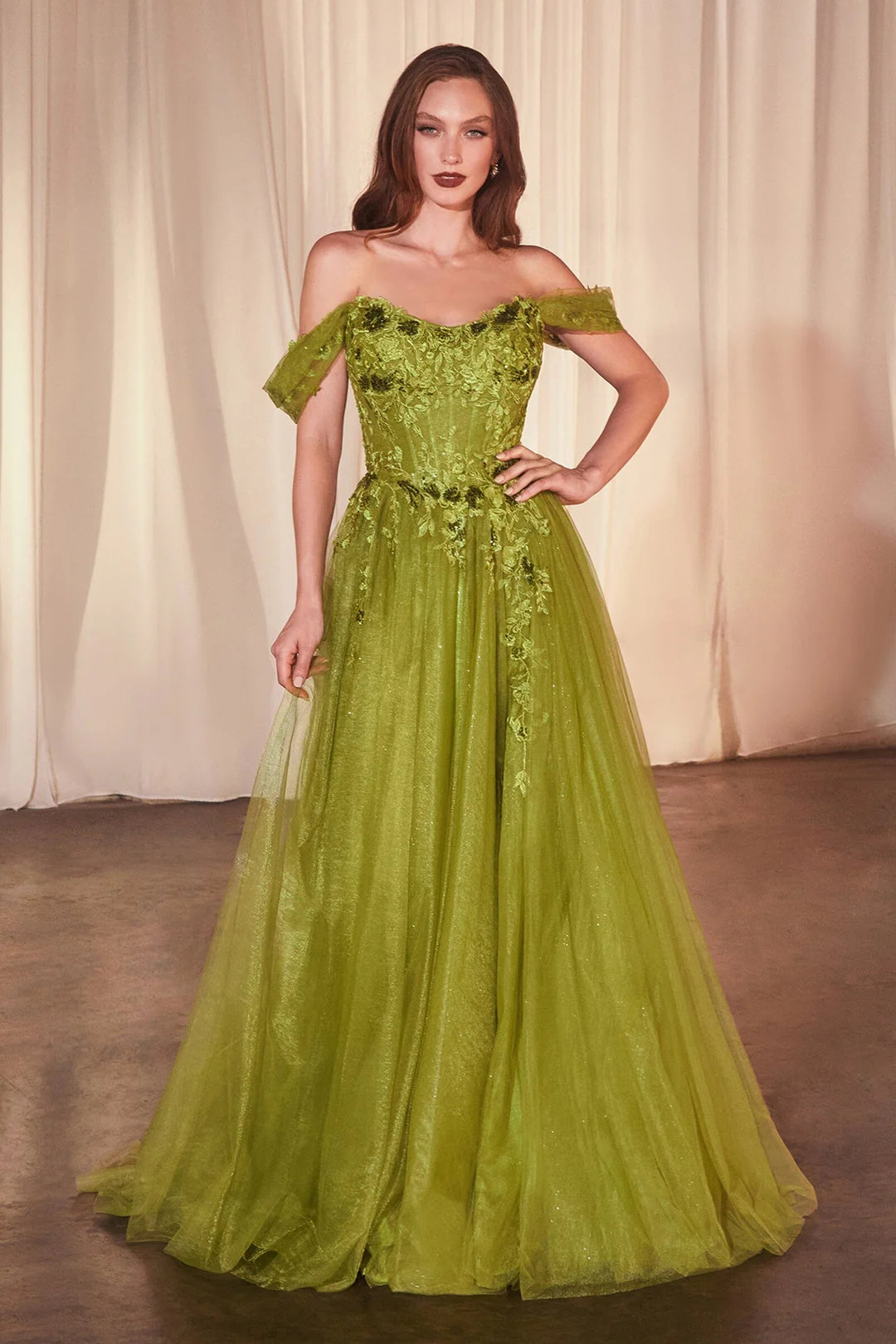 A-line shoulder strapless dress with lace decals