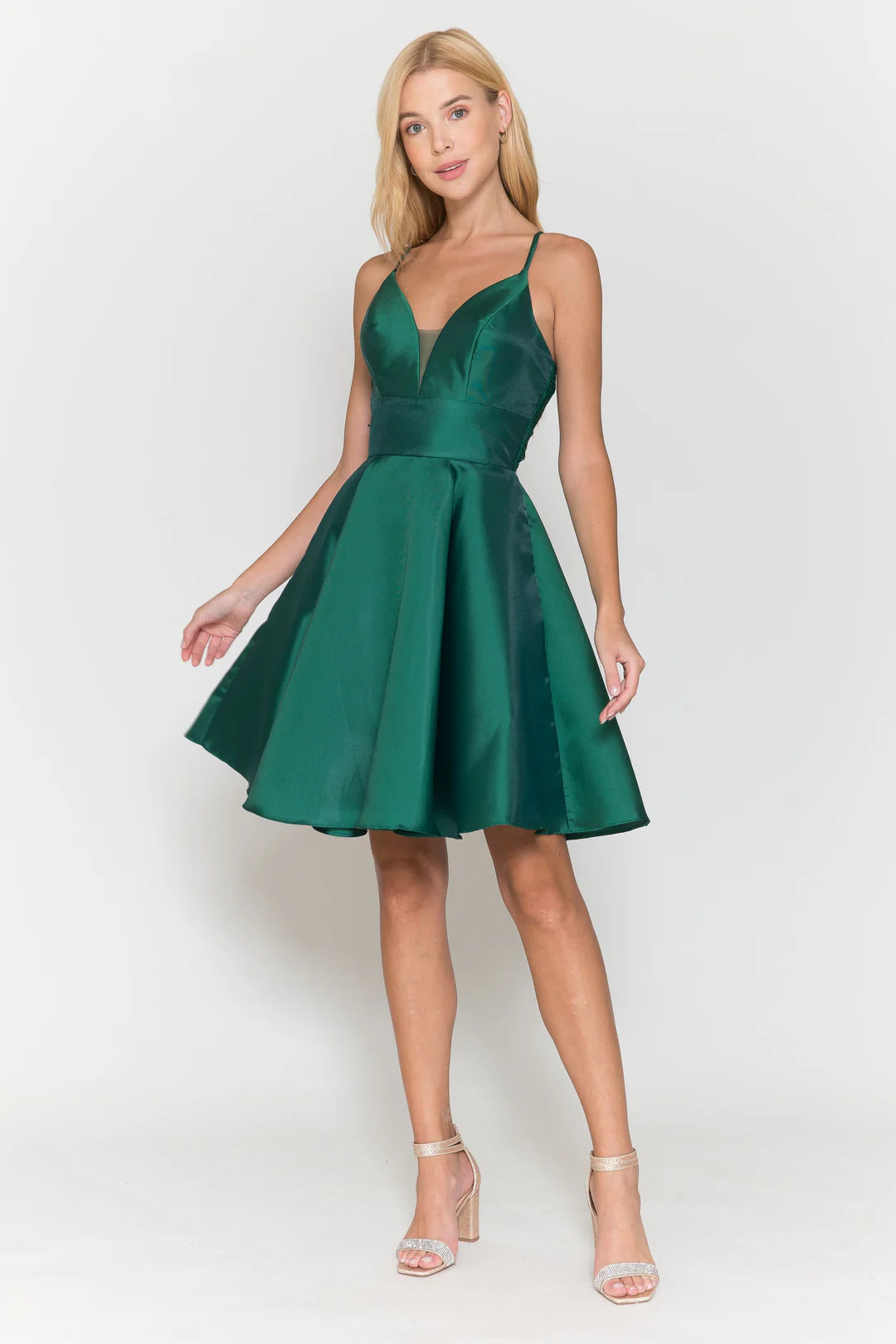 A-line slim suspender deep V-skirt dress