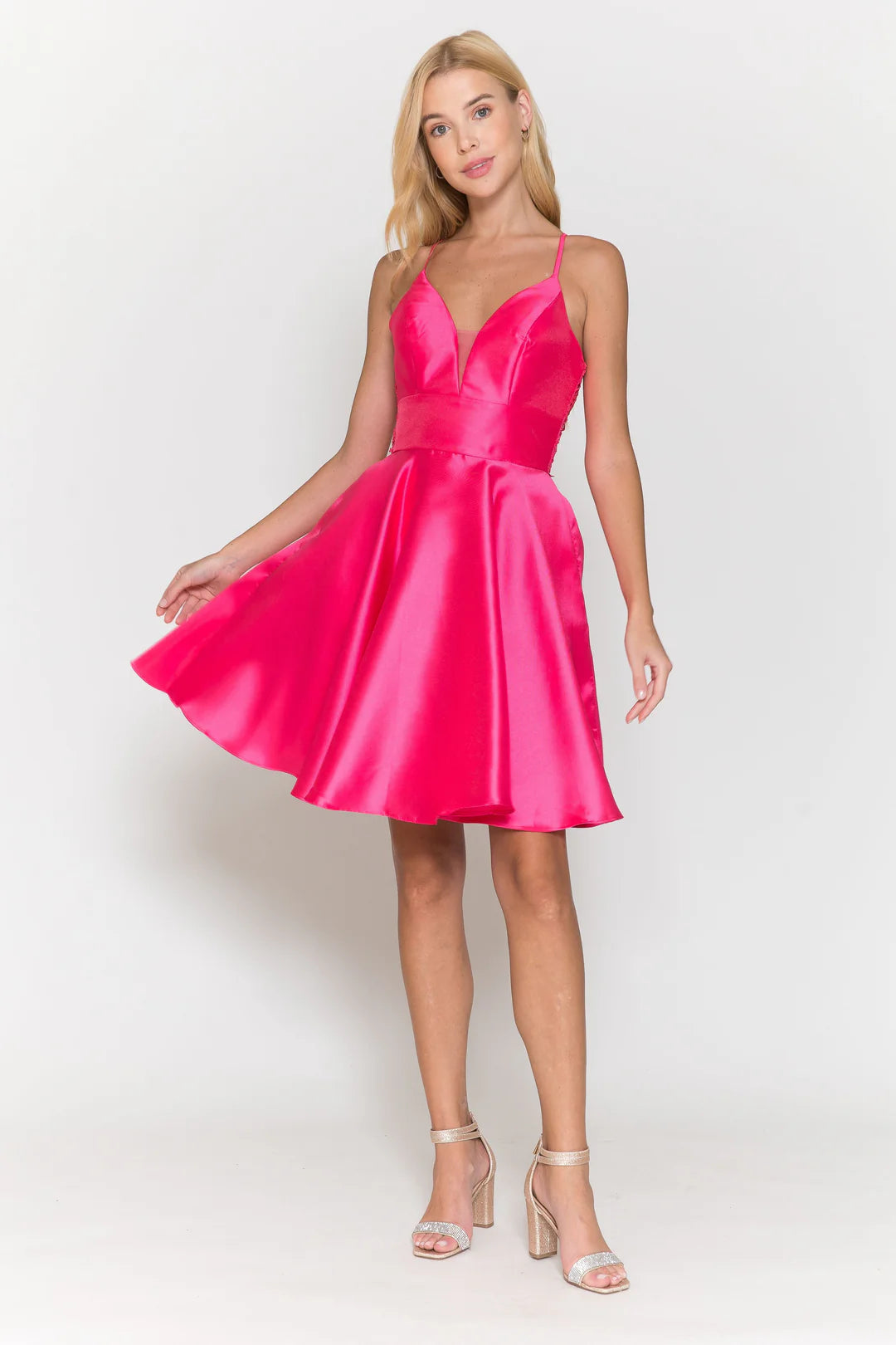 A-line slim suspender deep V-skirt dress