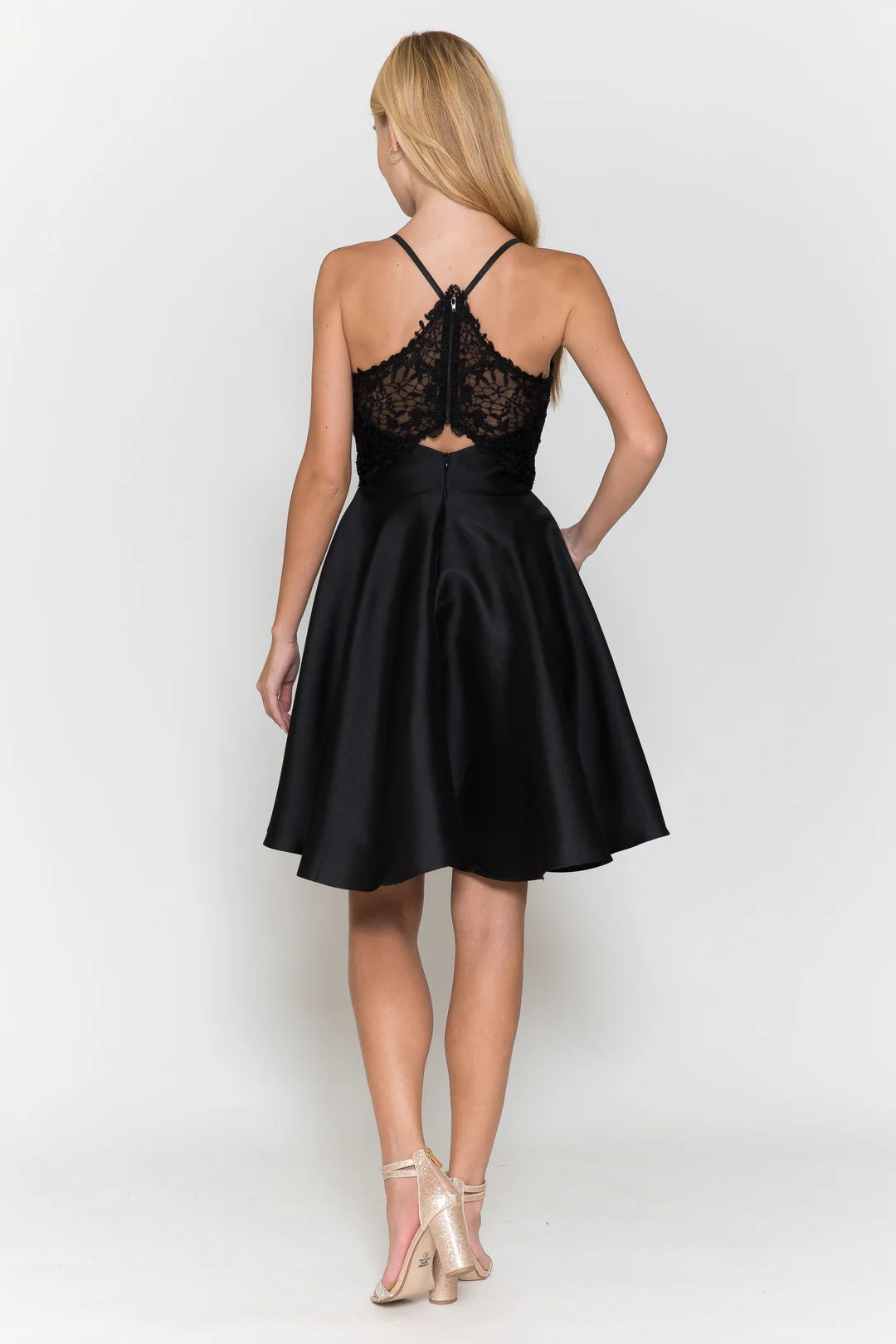 A-line slim suspender deep V-skirt dress