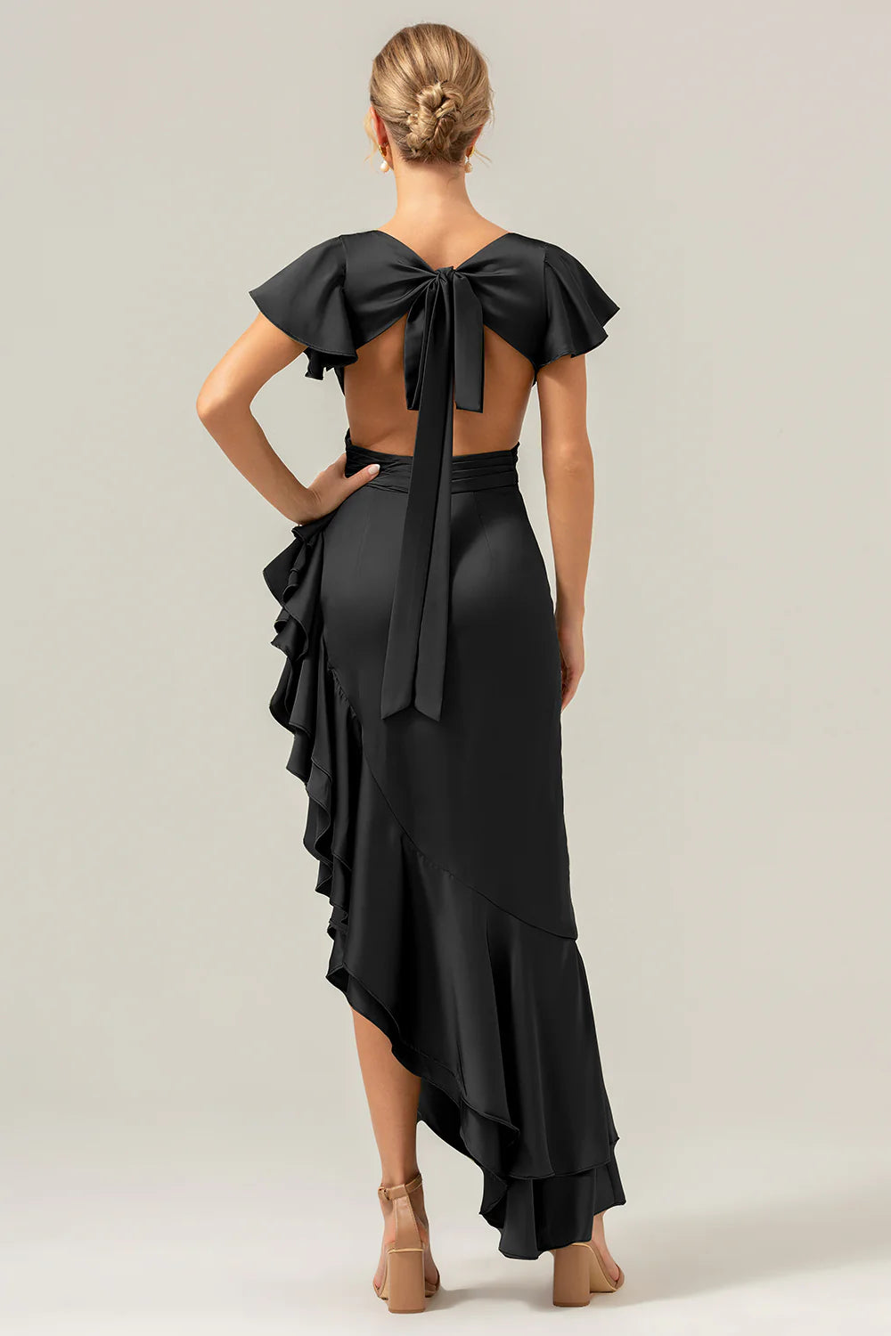 A V-neck asymmetrical pleated bridesmaid dress