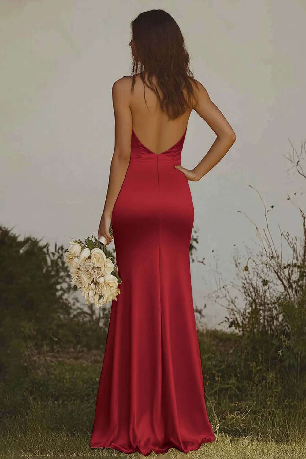 Hanging neck and exposed back mermaid suspender satin long dress