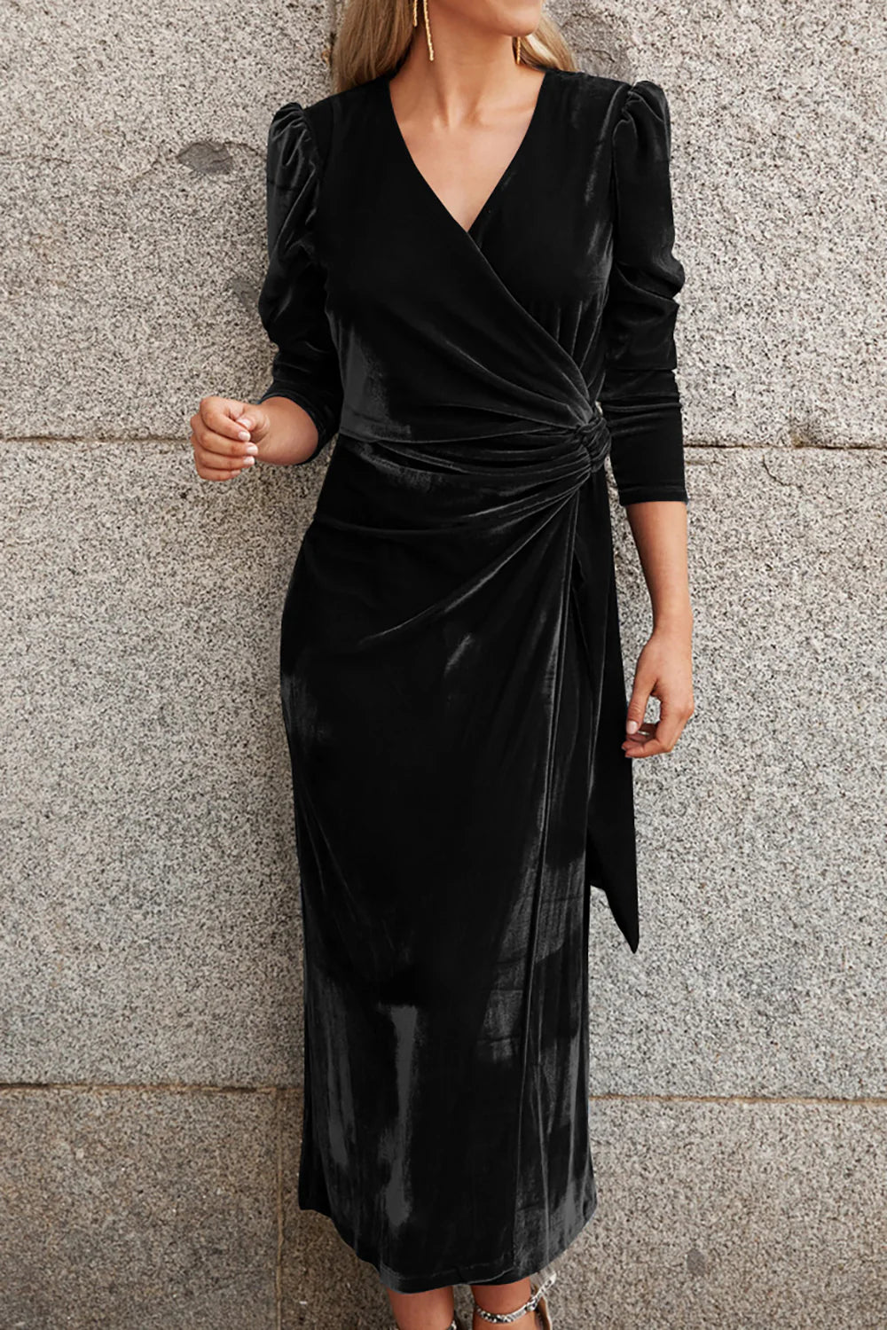 Elegant V-neck velvet long sleeved evening gown