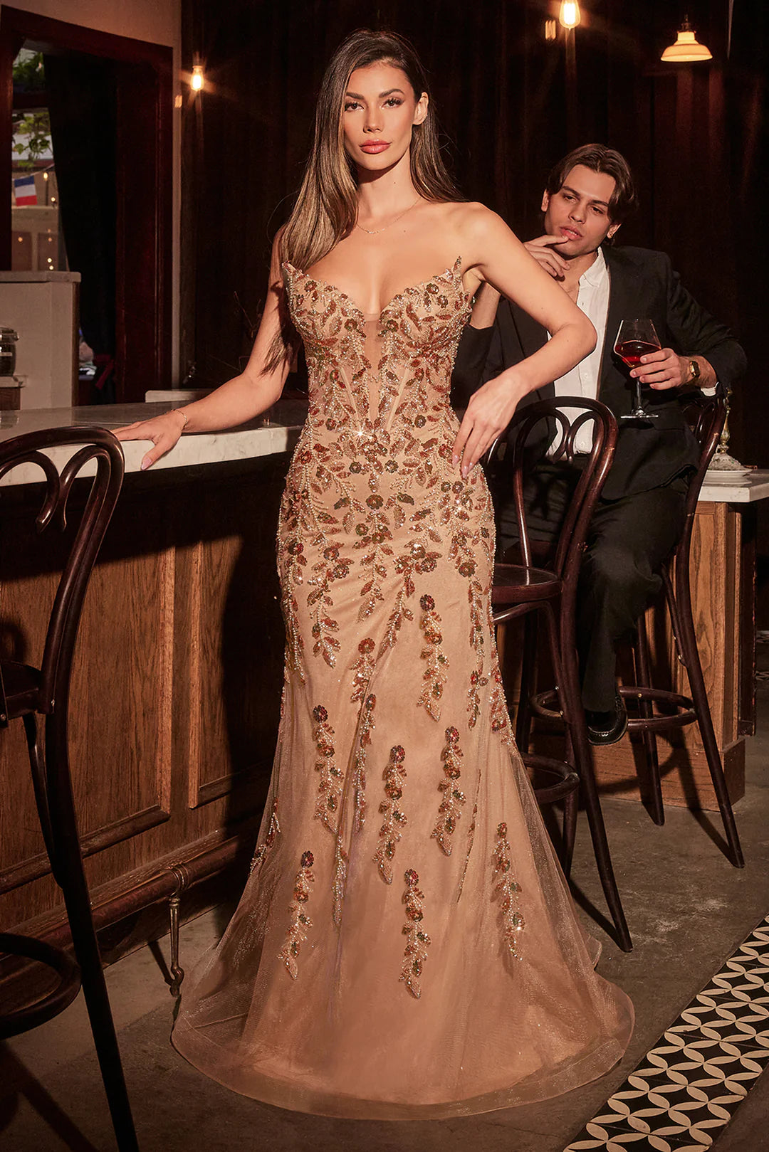 Mermaid V-neckline tight corset beaded chiffon strapless dress