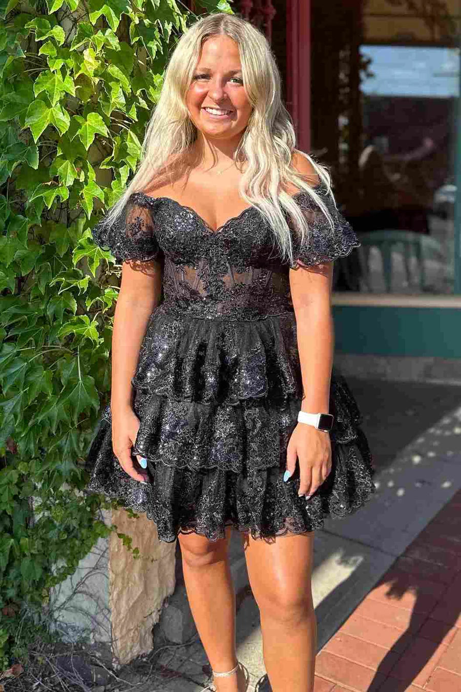 Off-Shoulder A-Line Sequins Appliques Tiered Short Homecoming Dress