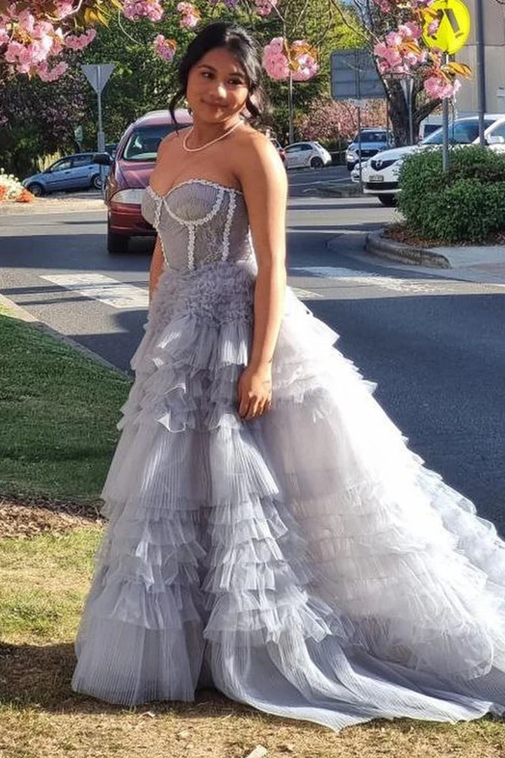 Princess sleeveless strapless layered ball gown