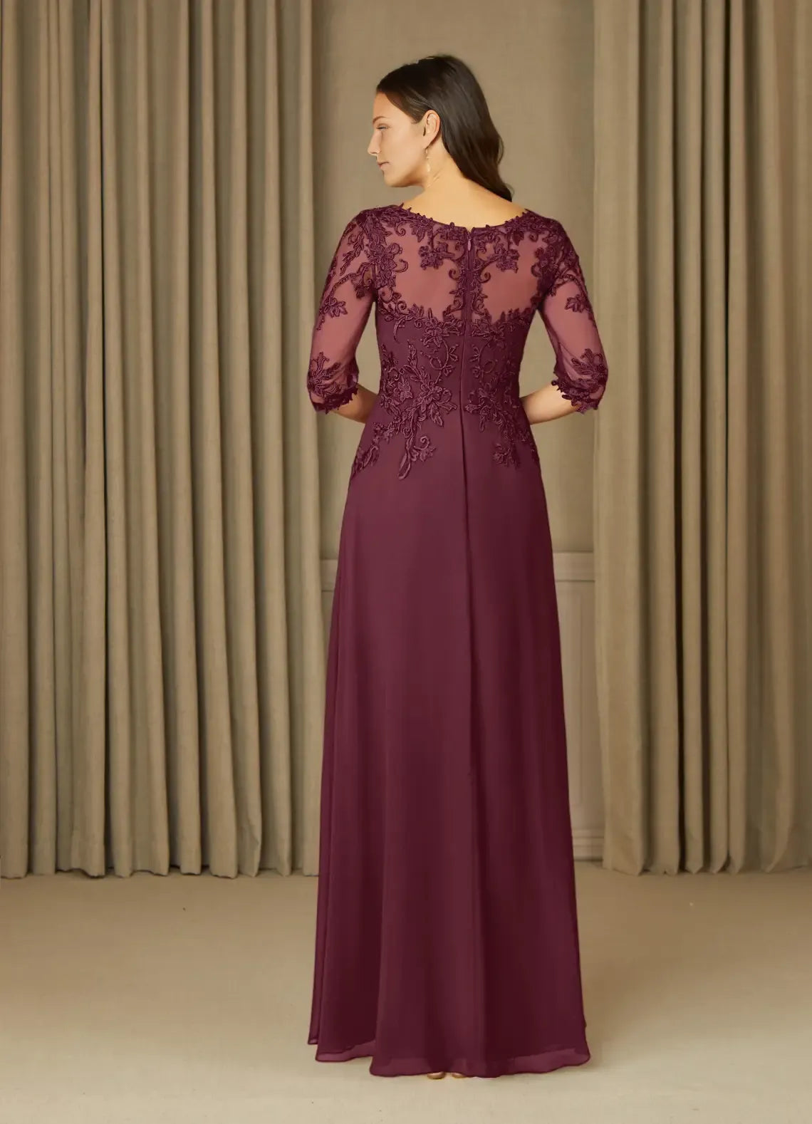 Vintage A-Line Lace Chiffon Illusion Boat neck Three-Quarter Sleeve Back Zip Floor-Length Mother of the Bride Dress for women hot sale