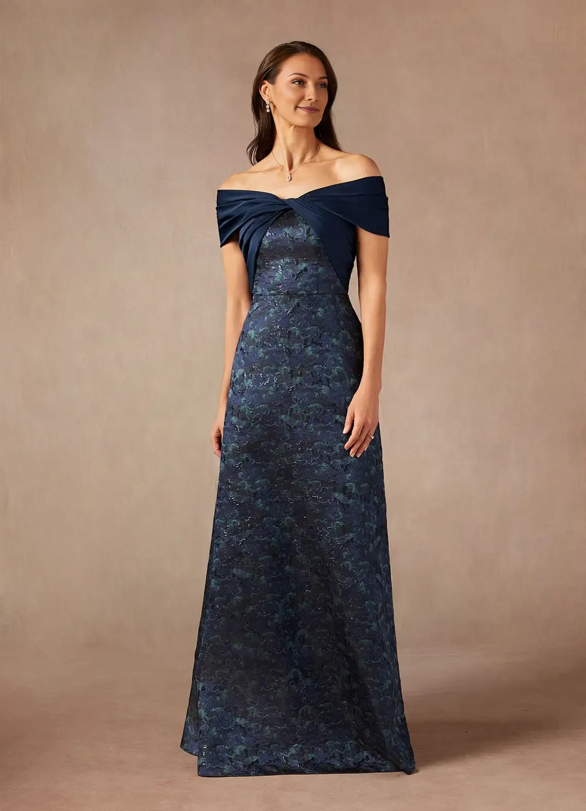 Vintage Dark Navy A-Line Off-The-Shoulder Sleeveless Back Zip Floor-Length Mother of the Bride Dress for female guests hot sale