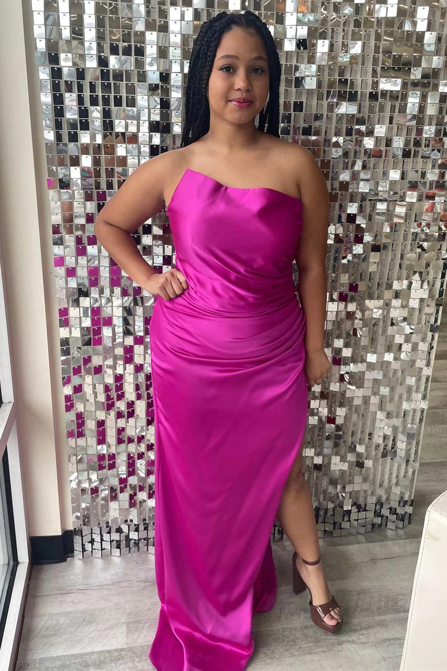 Sleeveless strapless pleated long formal slit dress