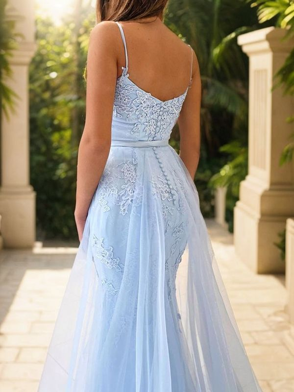 A-Line/Princess Tulle Lace Spaghetti Straps Sleeveless Court Train Dresses