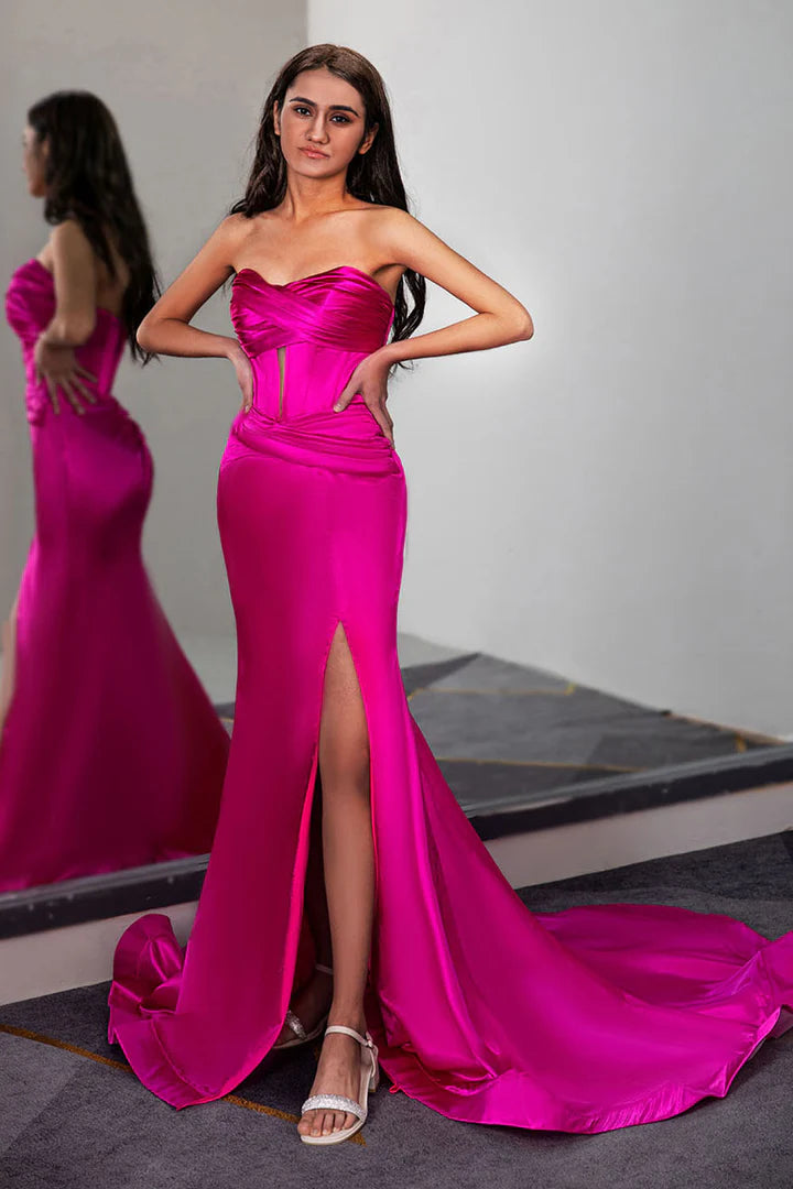 Strapless strapless strapless pleated side slit ball dress