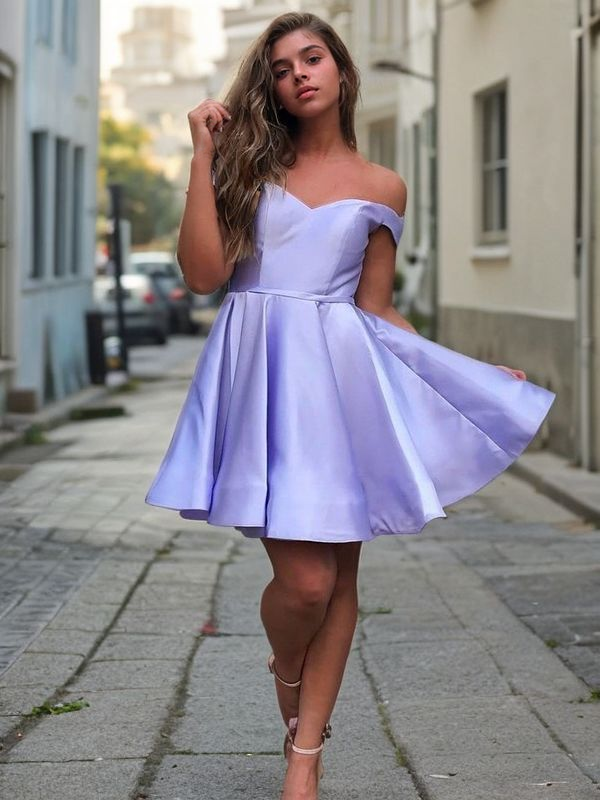 A-line shoulder V-neck sleeveless short style