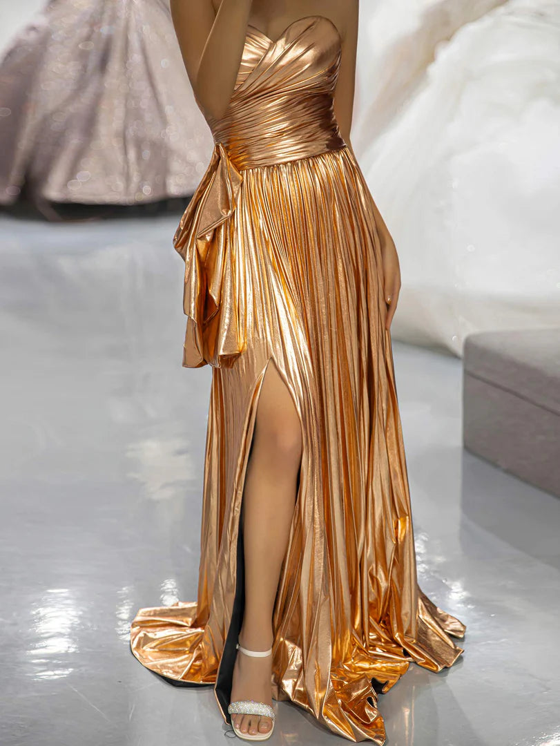 Strapless waist cinching irregular pleated side slit long skirt
