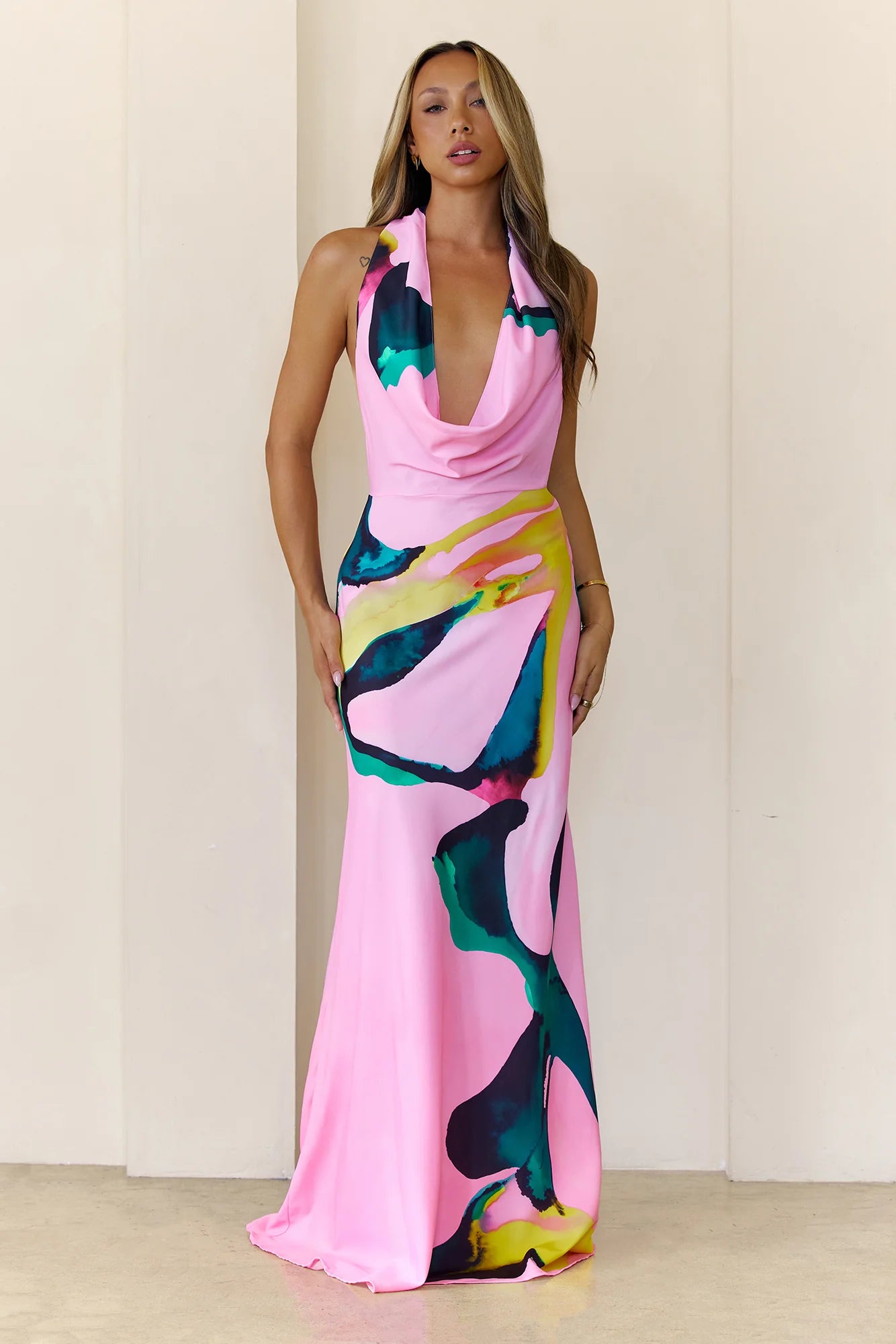 Pink Abstract Print Halter Neck Maxi Evening Dresses with Cowl Neck & Open Back