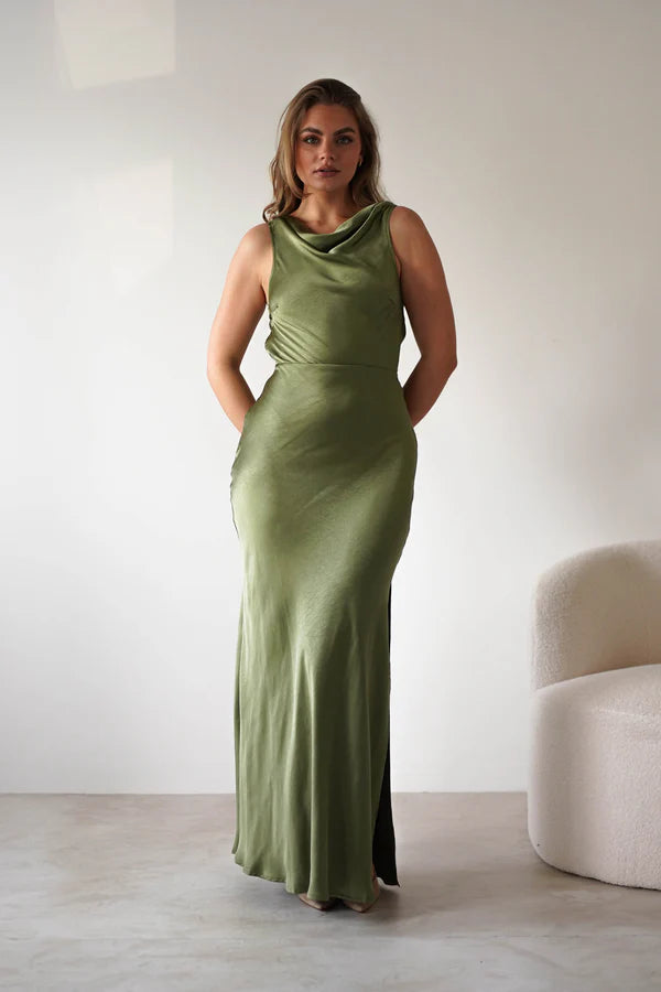 Military green sleeveless backless waist cinching dress