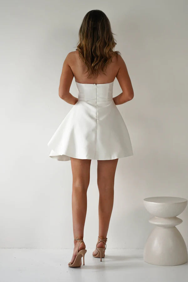 Strapless and Sleeveless Short Skirt Asymmetric Dress