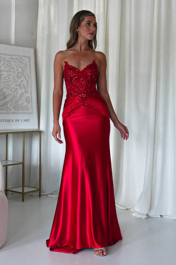 Red strapless strapless fish bone top long skirt dress