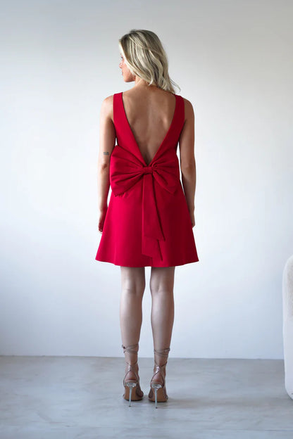 Round neck sleeveless backless short skirt with bow tie dress