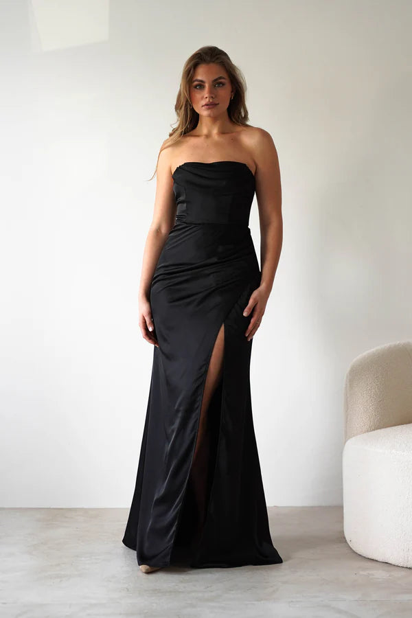 Strapless sleeveless waist cinching dress with side slit