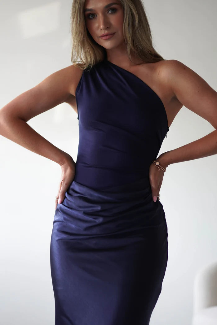 Asymmetric shoulder strap close fitting hip hugging long skirt dress
