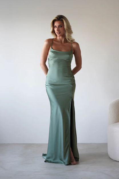 Thin shoulder strap tied backless satin dress long skirt formal dress