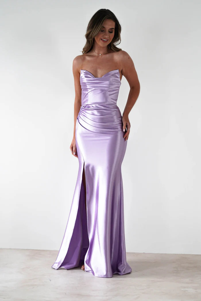 Light purple strapless sleeveless tight fitting dress with side slit