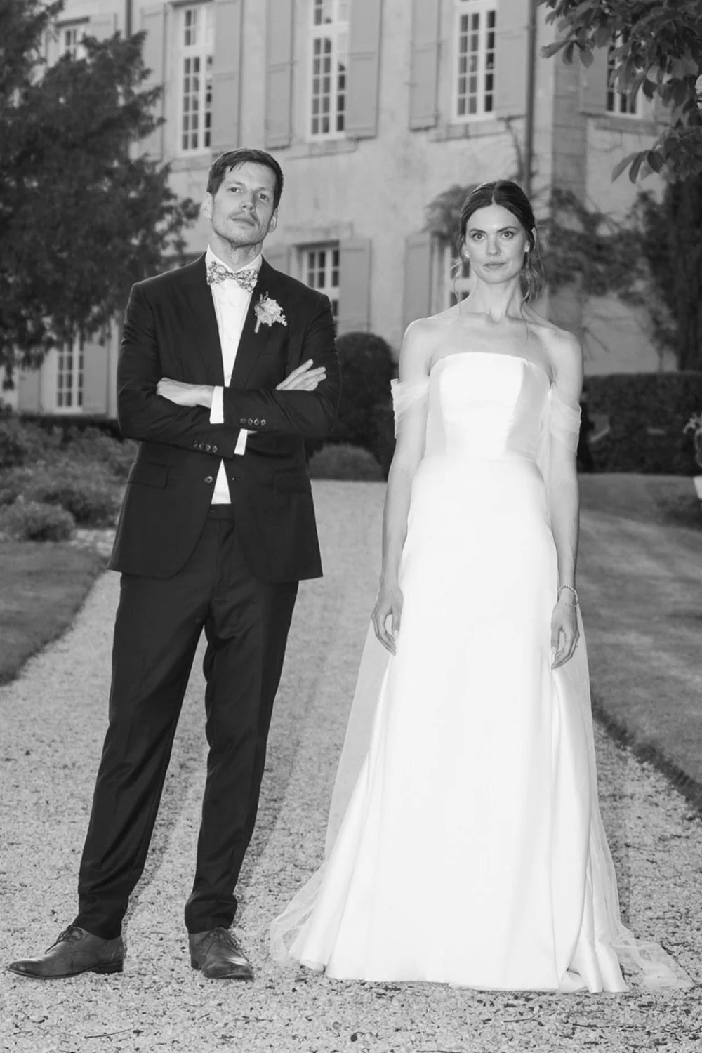 Charming A Line Off the Shoulder White Long Bridal Dress