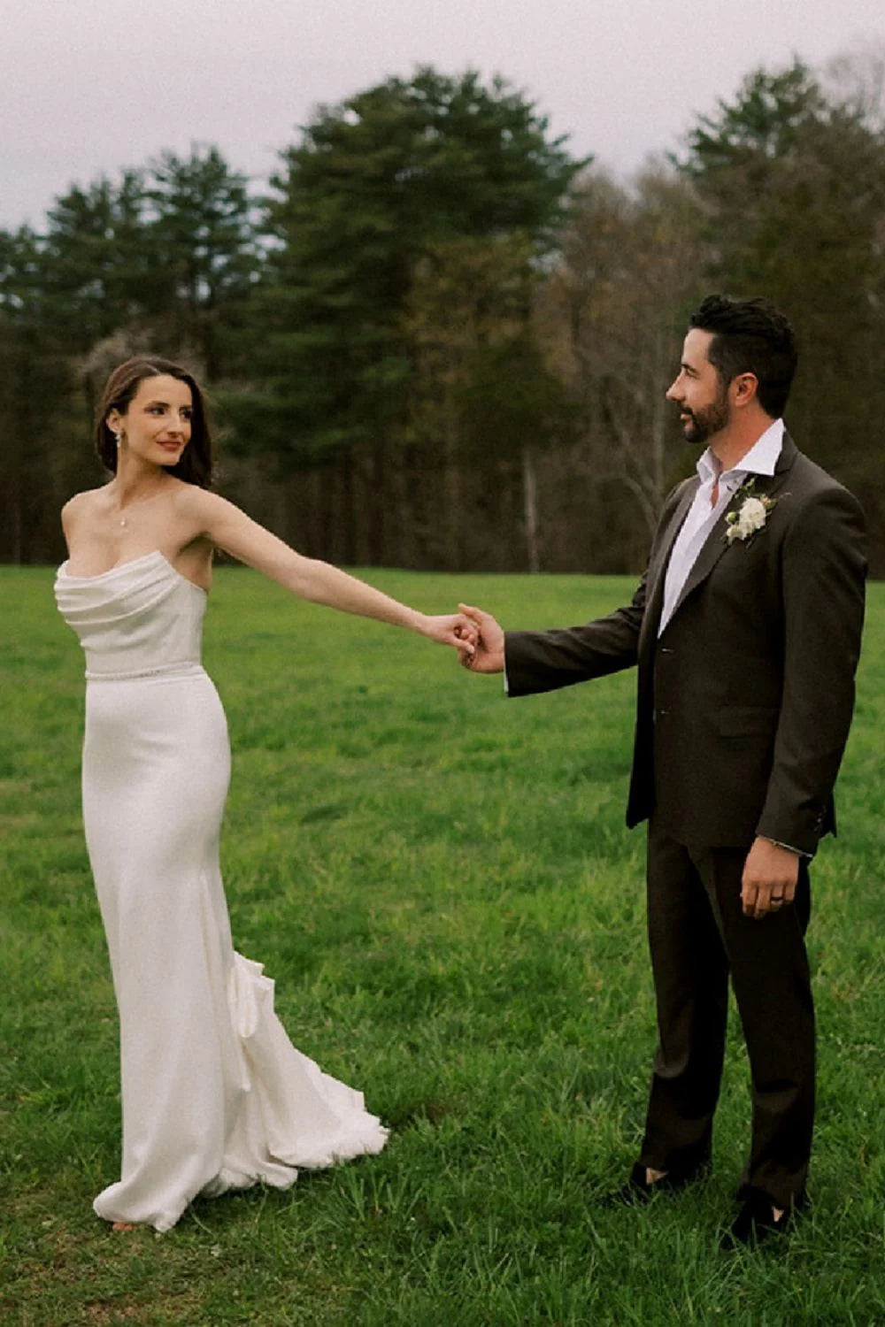Mermaid Strapless White Long Bridal Dress with Ruched