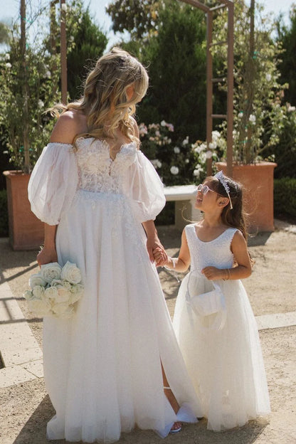 Gorgeous A Line Sweetheart White Long Wedding Dress with Appliques