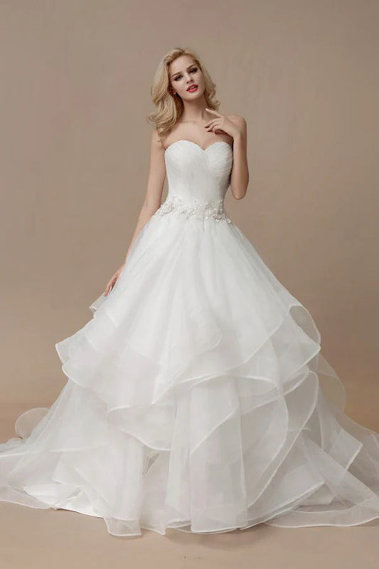A-line sleeveless strapless sweetheart pleated wedding dress