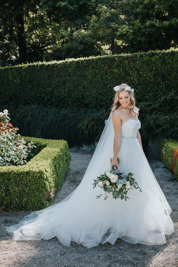 Sweetheart sleeveless strapless multi-layer wedding dress