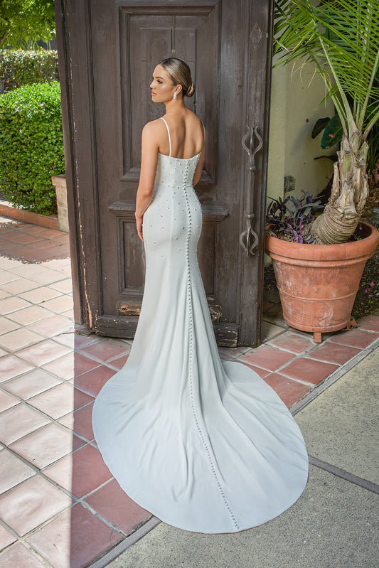 Mermaid thin shoulder strap floor standing wedding dress sticker with little pearl