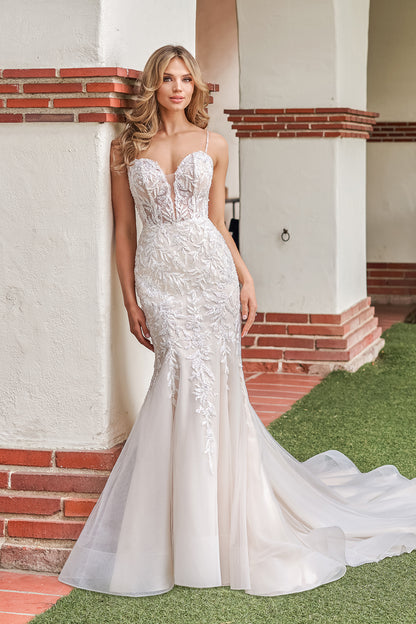 Thin shoulder strap off shoulder mermaid and floor length skirt