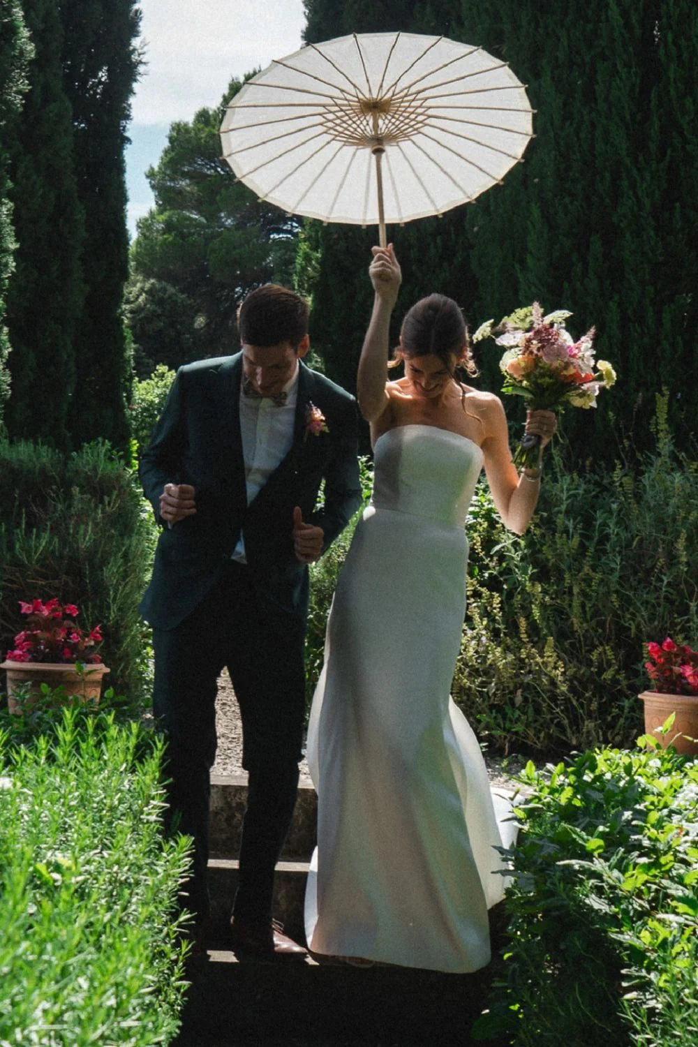 Simple Mermaid Strapless White Long Wedding Dress with Button Up