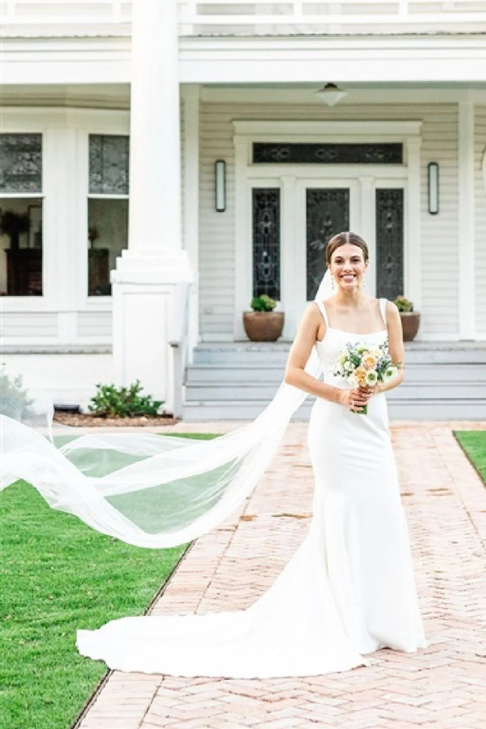 Classic Mermaid Square Neck White Wedding Dress with Open Back