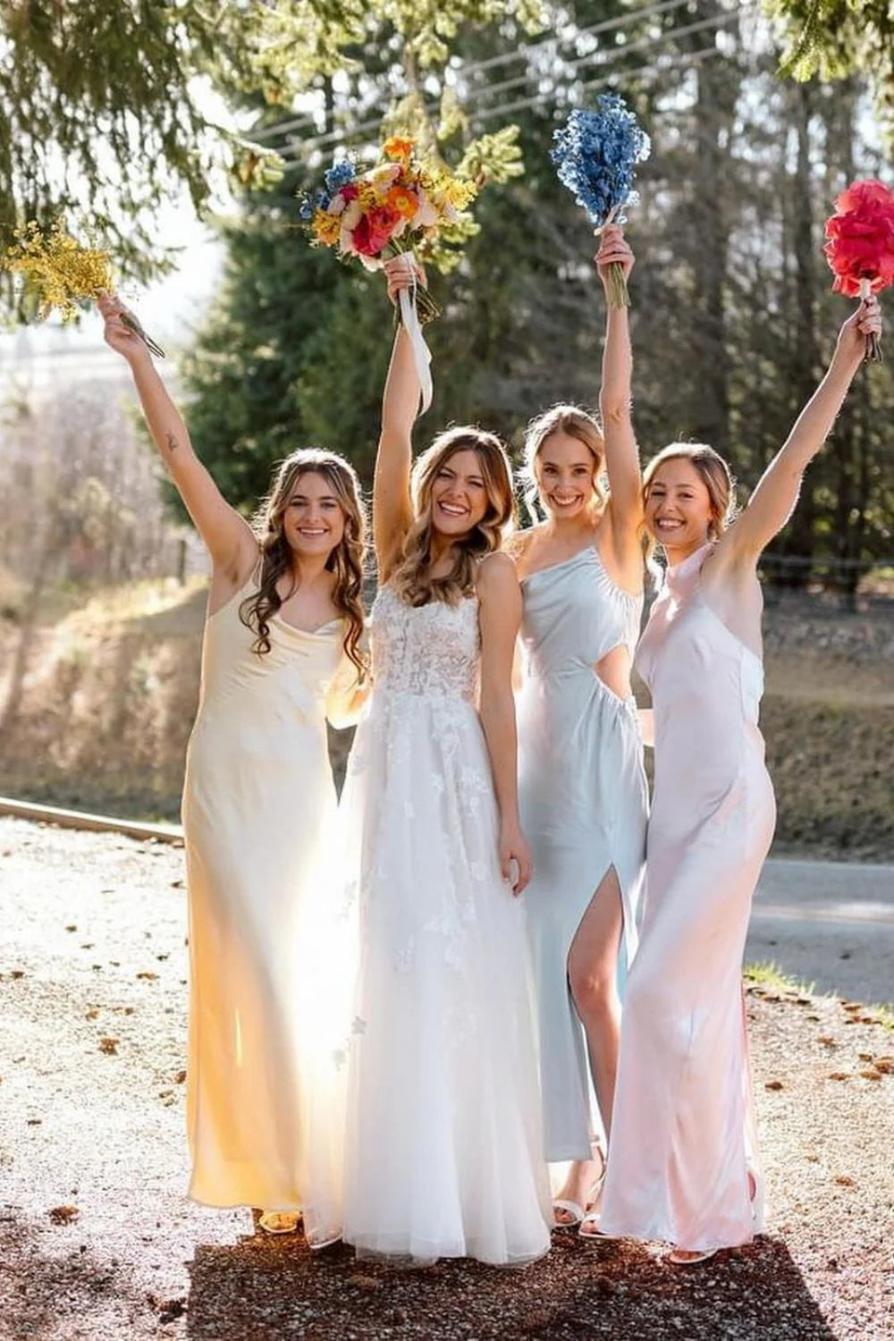 Gorgeous A Line Sweetheart White Tulle Wedding Dress with Appliques