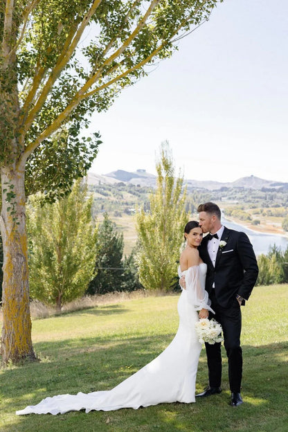 Mermaid Sweetheart White Wedding Dress with Sweep Train