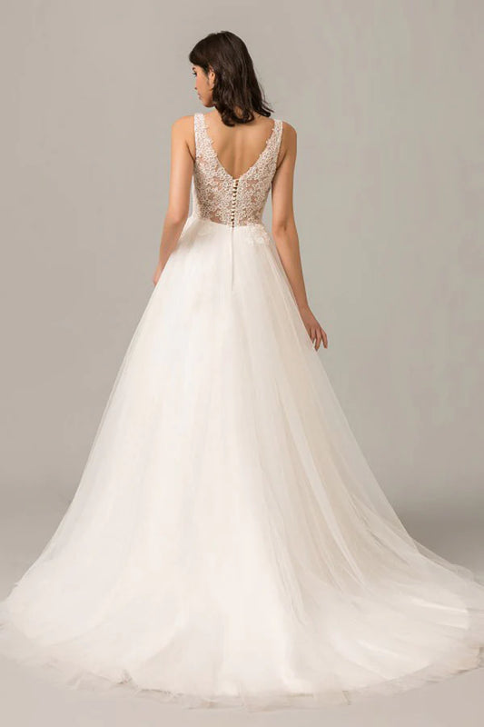 V-neck sleeveless multi-layer wedding dress