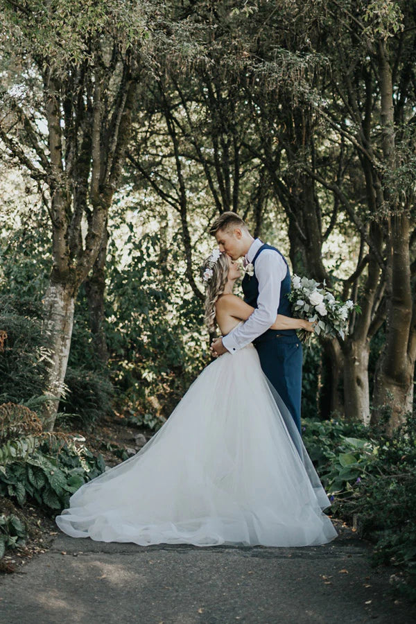 Sweetheart sleeveless strapless multi-layer wedding dress