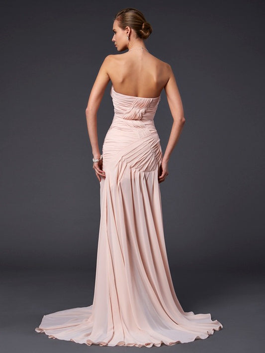 Deep V sleeveless strapless tight long skirt with side slit
